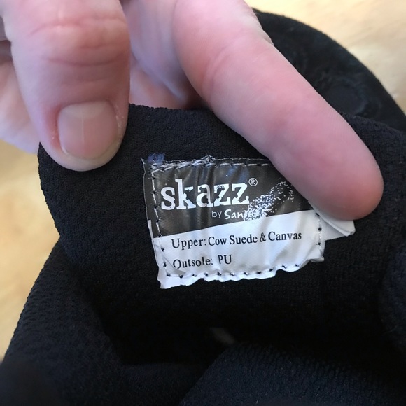 3/20$ Skazz by Sansha women’s size 7 black jazz sneaker - Picture 7 of 7